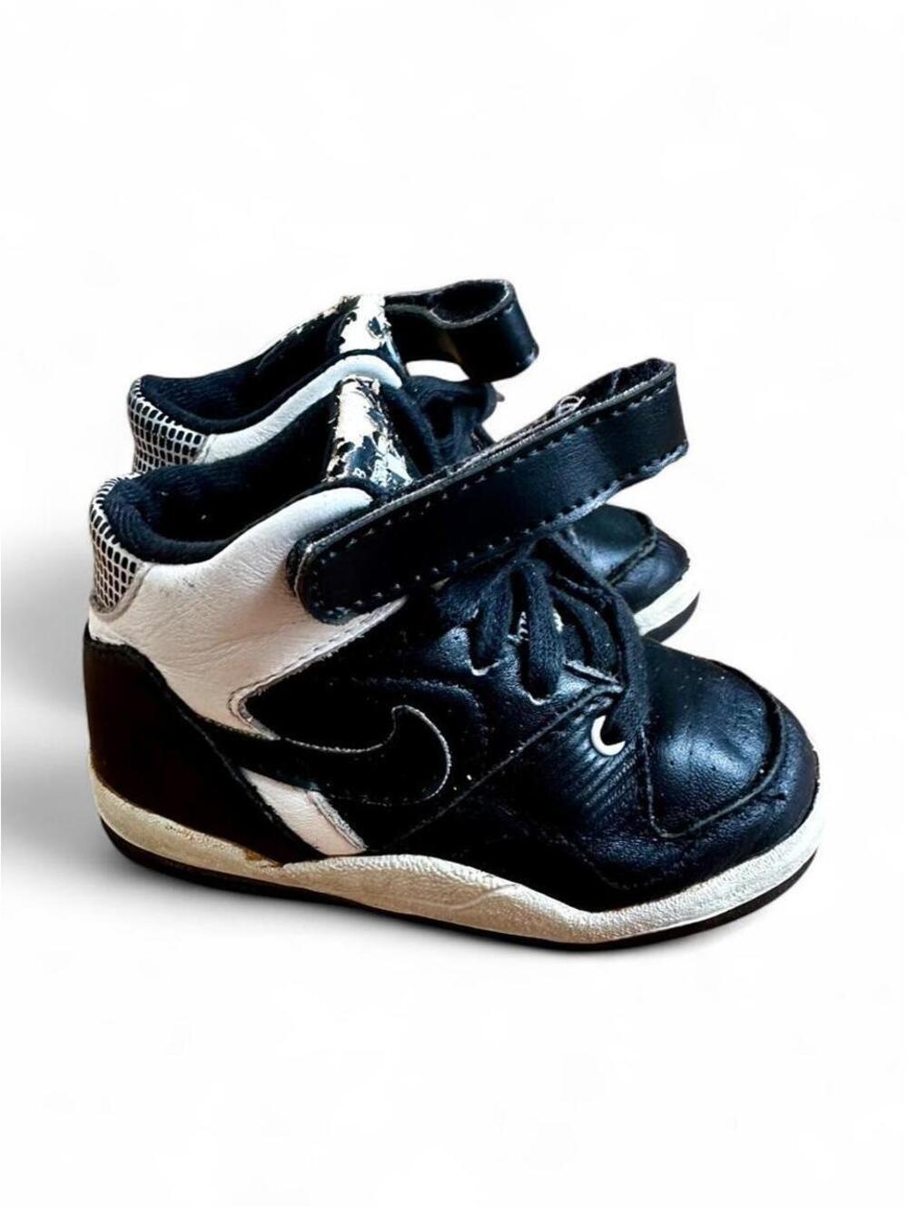 RARE Vintage Nike Baby Force High Top Toddler 5.5 Black White Strap 900608 IF